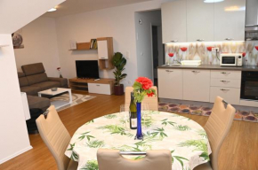 Apartment Mak
